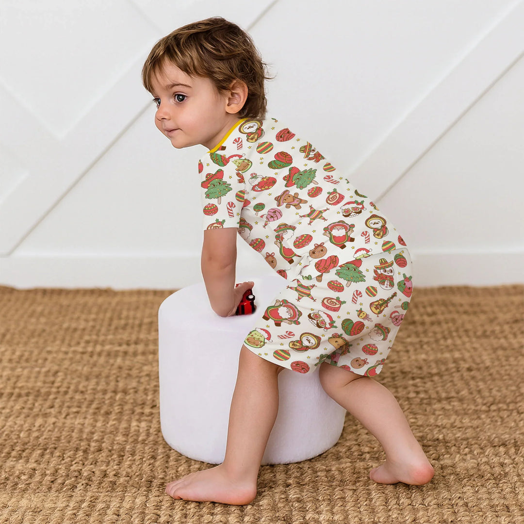 La Fiesta de Navidad Two Piece Short Sleeve Shorts Pajama Set