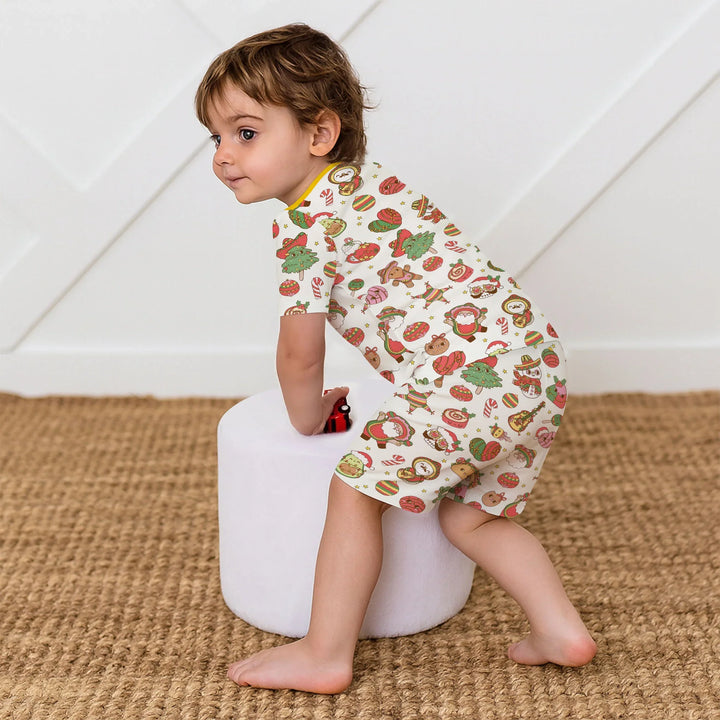 La Fiesta de Navidad Two Piece Short Sleeve Shorts Pajama Set