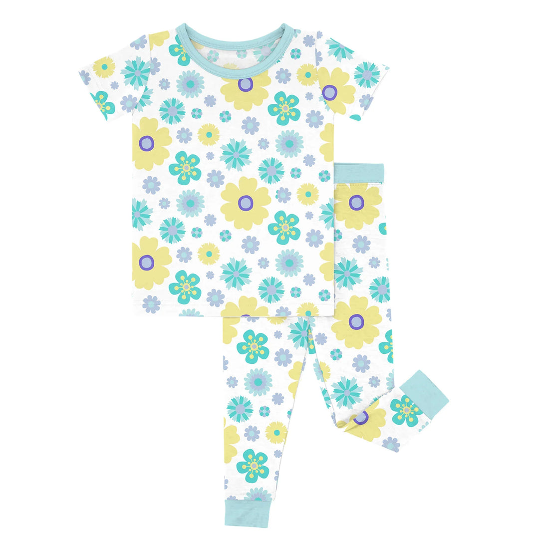 Zweiteiliges Pyjama-Set mit kurzen Ärmeln und Blumenmuster in Aquamarin