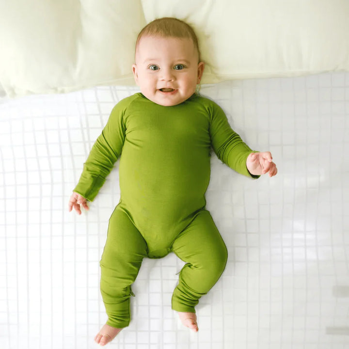 Crescent Zippered Romper , Crescent Zippered Romper - Avocado / Newborn