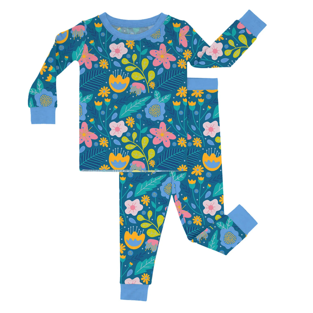 Zweiteiliges Pyjama-Set mit Folk-Blumenmuster