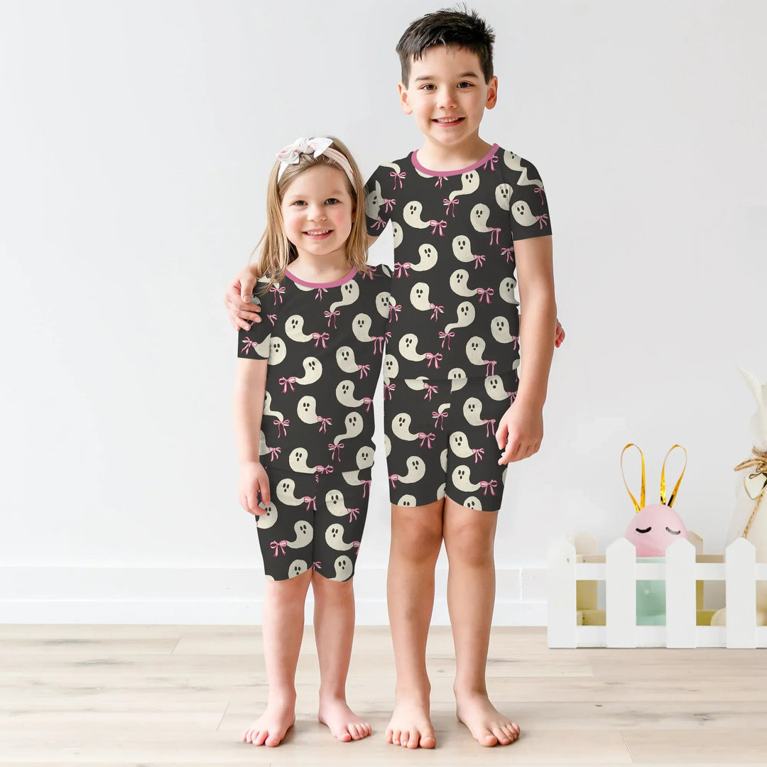 Little Ghosts Two Piece Short Sleeve Shorts Pajama Set For Halloween - Zumbamboo