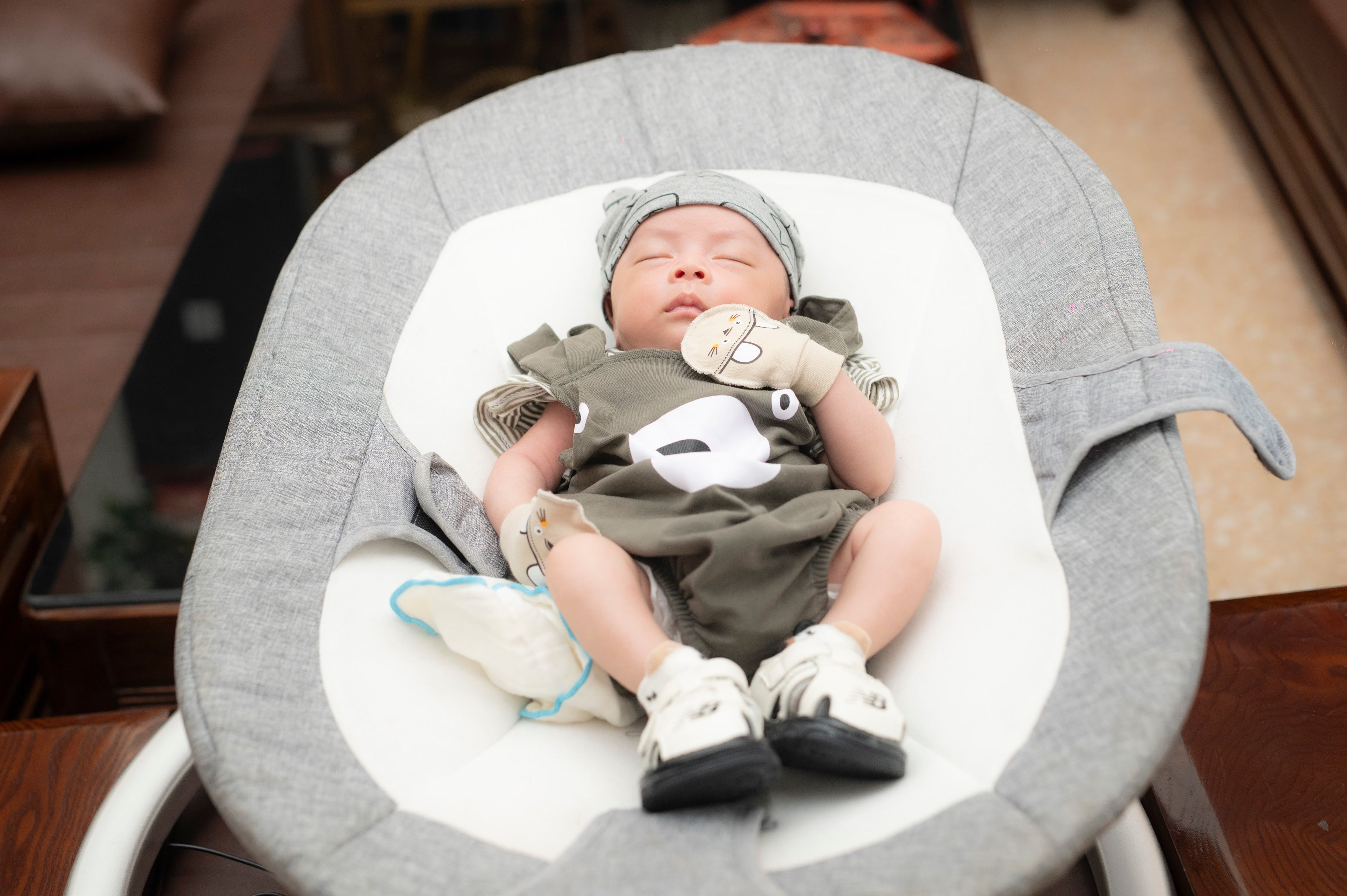How Much Sleep Does a 3 to 6 Month Old Baby Need? A Parent’s Guide