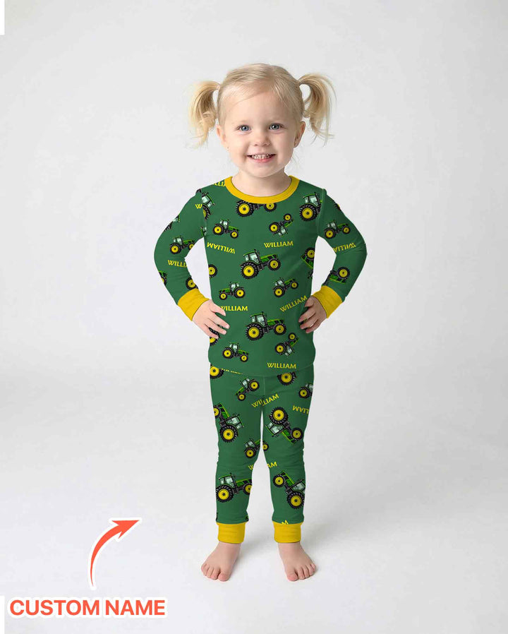 Conjunto de pijama de dos piezas de bambú de manga larga para papá y yo con tractores verdes y nombre personalizado