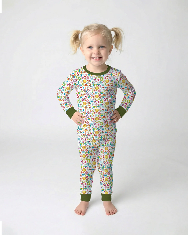 Zweiteiliges Langarm-Pyjama-Set mit Sommerfrüchten