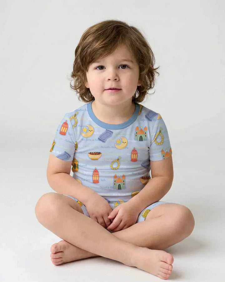 Template Zweiteiliges Pyjama-Set mit kurzen Ärmeln und Shorts
