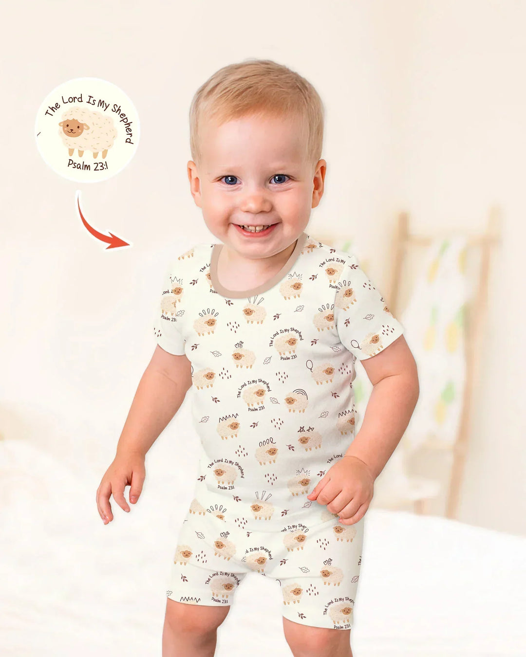 Template Zweiteiliges Pyjama-Set mit kurzen Ärmeln und Shorts
