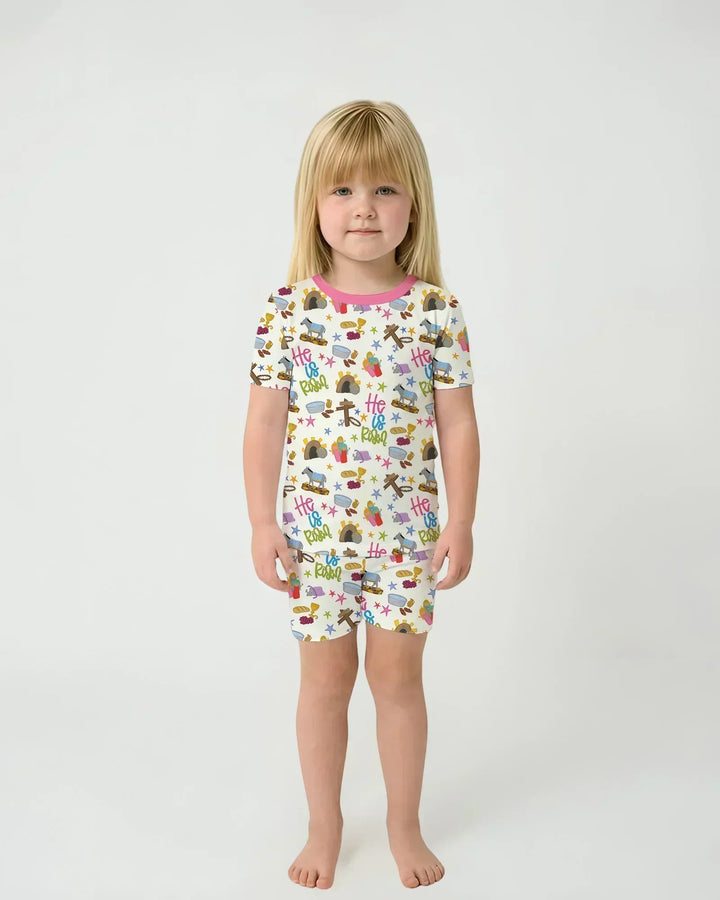 Template Zweiteiliges Pyjama-Set mit kurzen Ärmeln und Shorts