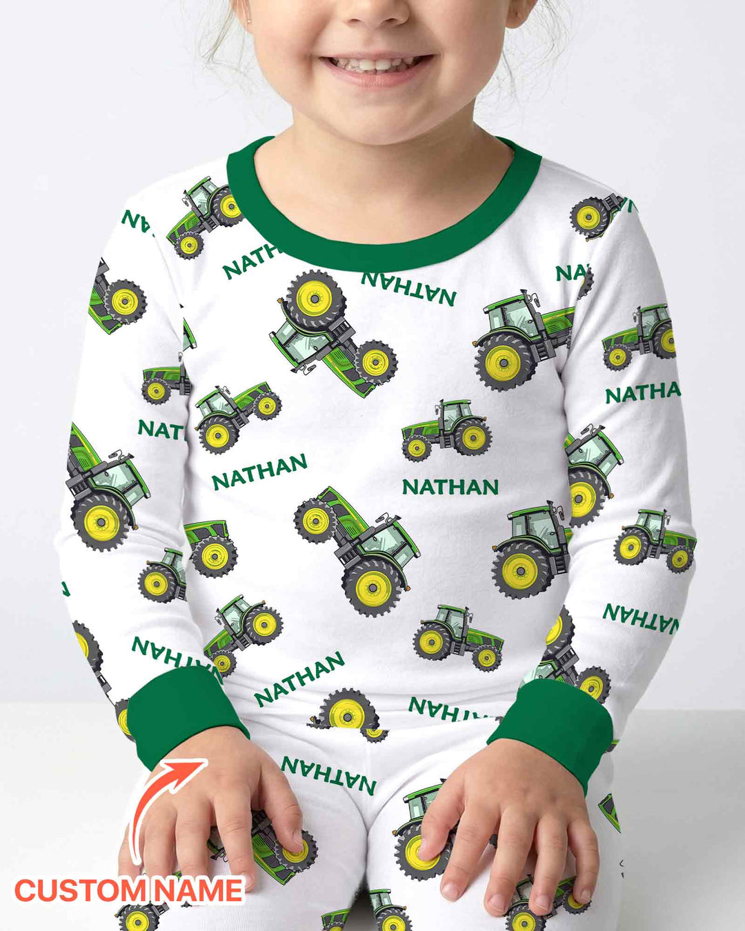 Conjunto de pijama de dos piezas de bambú de manga larga para papá y yo con tractores verdes y nombre personalizado