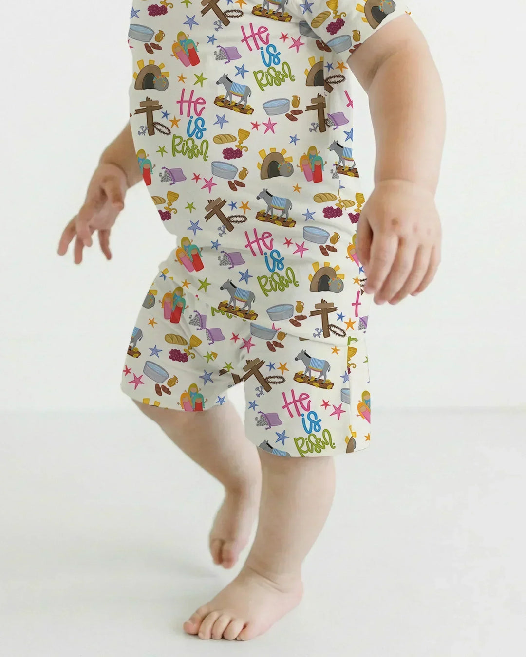 Template Zweiteiliges Pyjama-Set mit kurzen Ärmeln und Shorts