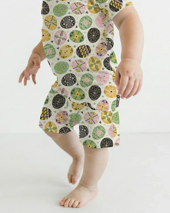Template Zweiteiliges Pyjama-Set mit kurzen Ärmeln und Shorts