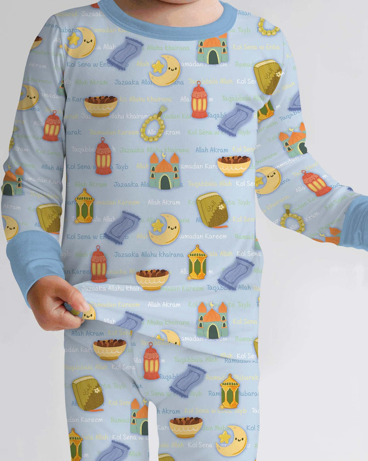 Zweiteiliges Langarm-Pyjama-Set mit Sommerfrüchten