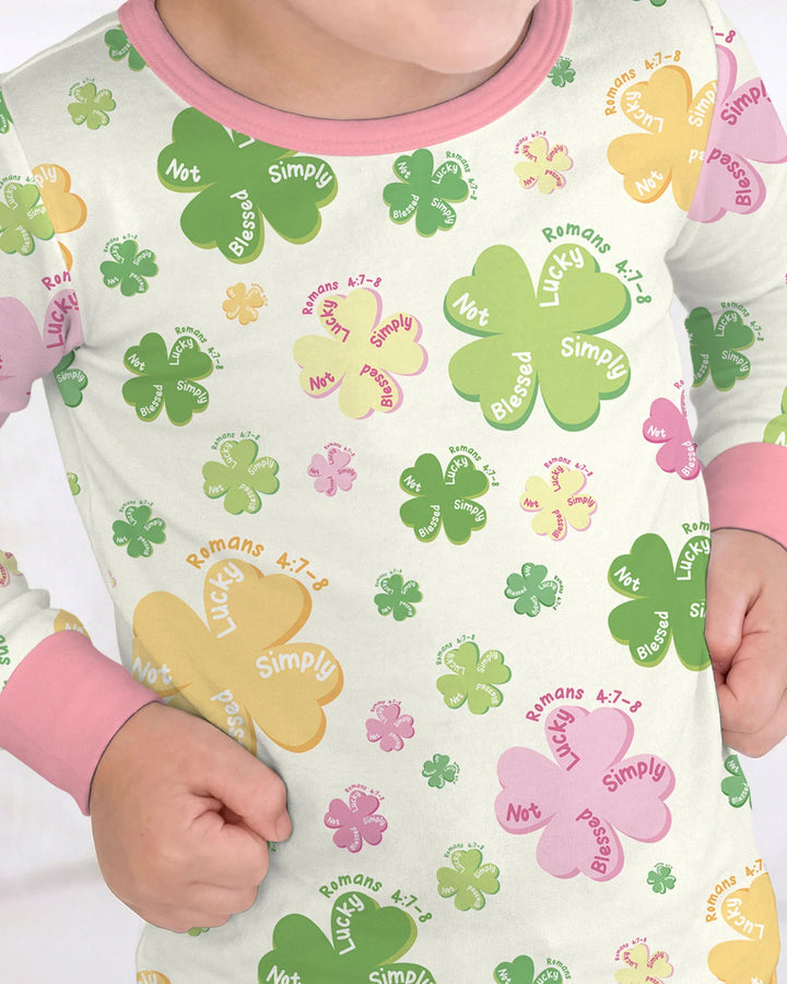 Shamrocks Print St. Patrick's Day Two Piece Long Sleeve Pajama Set