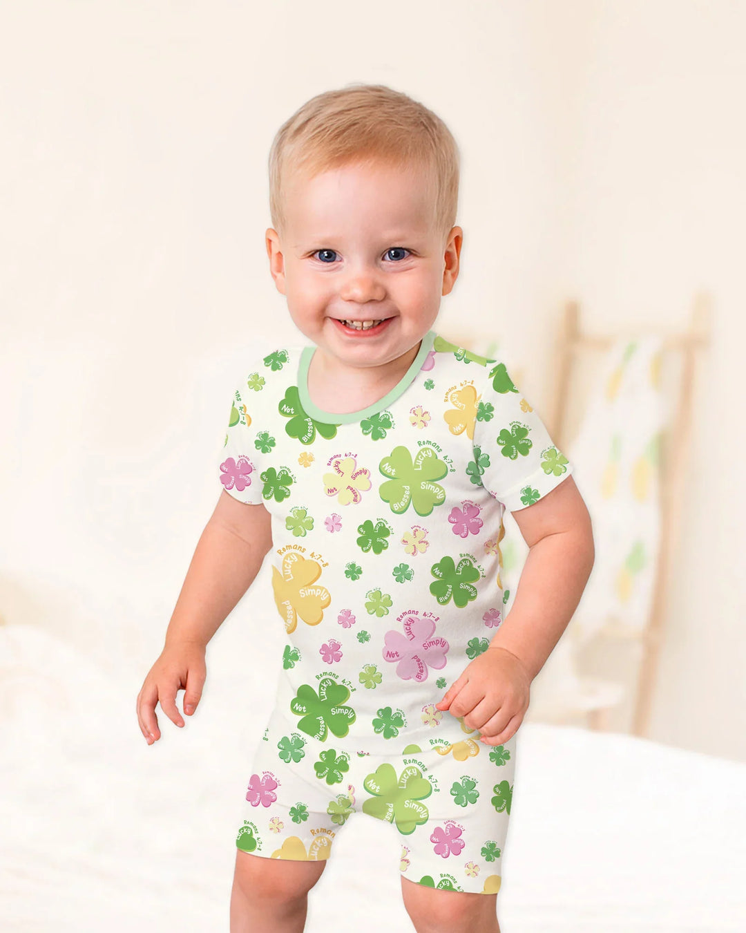 Shamrocks Print St. Patrick's Day Two Piece Short Sleeve Shorts Pajama Set