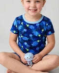 Template Zweiteiliges Pyjama-Set mit kurzen Ärmeln und Shorts