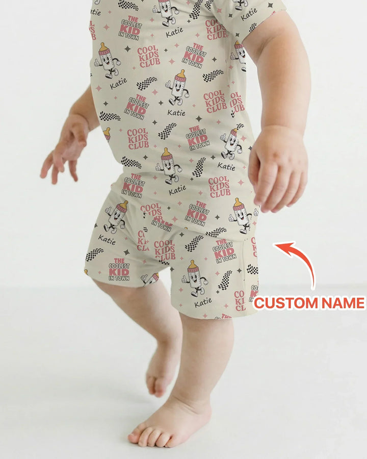 Zweiteiliges Pyjama-Set mit kurzen Ärmeln und Shorts im Sommer-Design