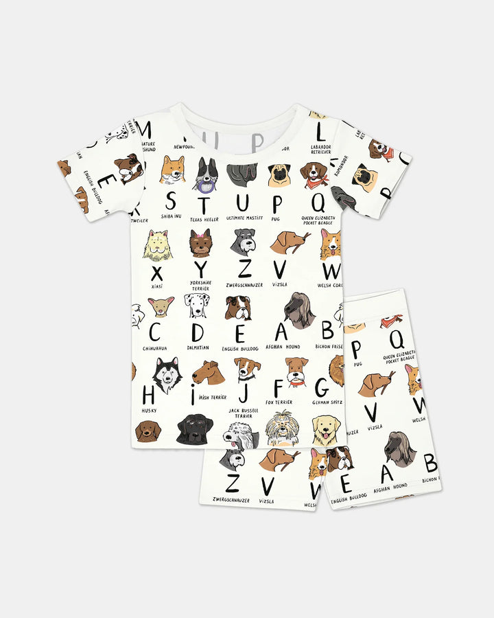 Template Zweiteiliges Pyjama-Set mit kurzen Ärmeln und Shorts