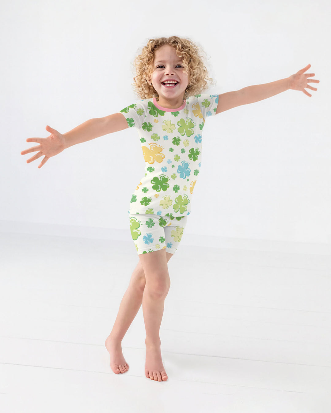 Shamrocks Print St. Patrick's Day Two Piece Short Sleeve Shorts Pajama Set