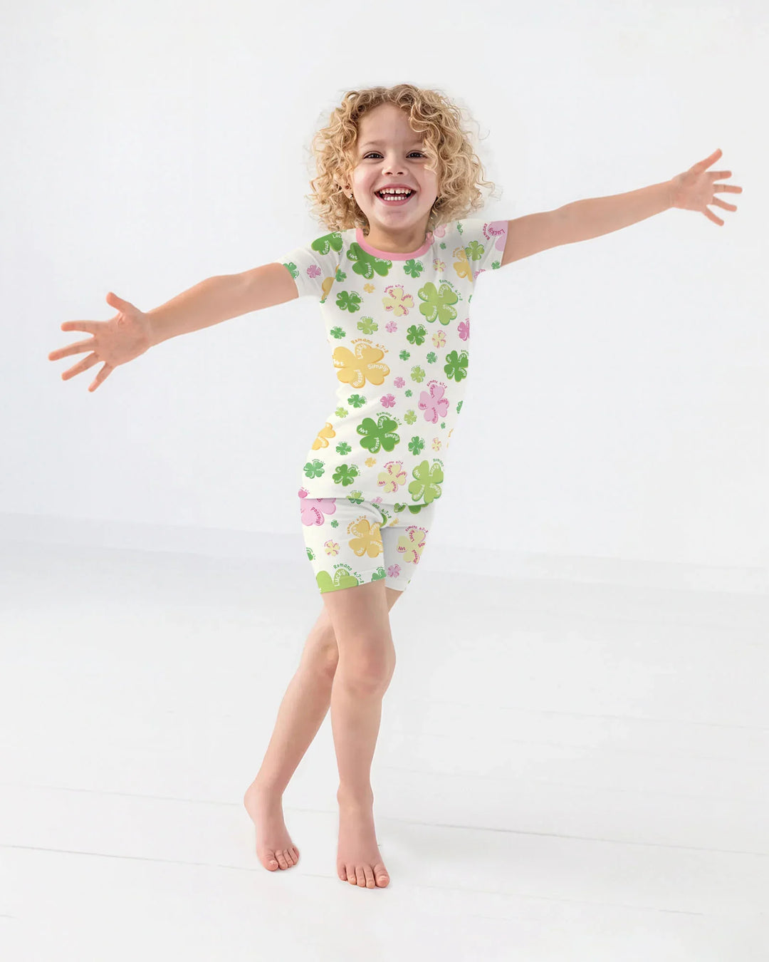 Shamrocks Print St. Patrick's Day Two Piece Short Sleeve Shorts Pajama Set