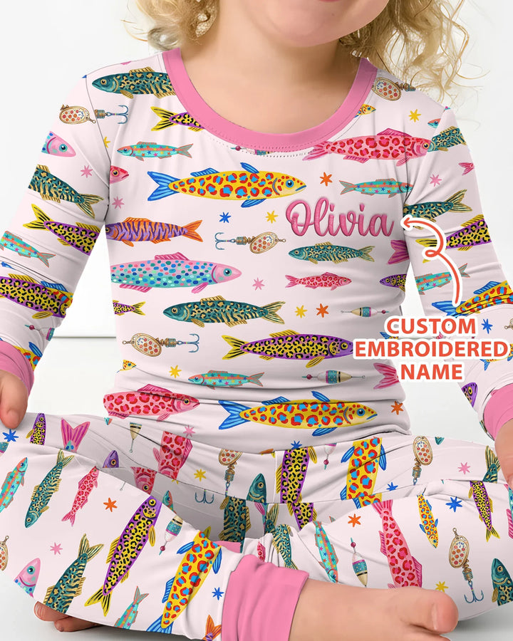 Pijama de dos piezas de bambú de manga larga con bordado de nombre personalizado de peces de colores