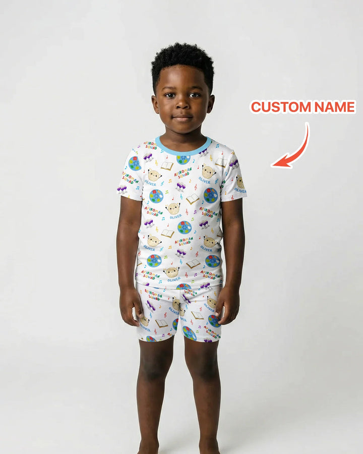 Zweiteiliges Pyjama-Set mit kurzen Ärmeln und Shorts im Sommer-Design