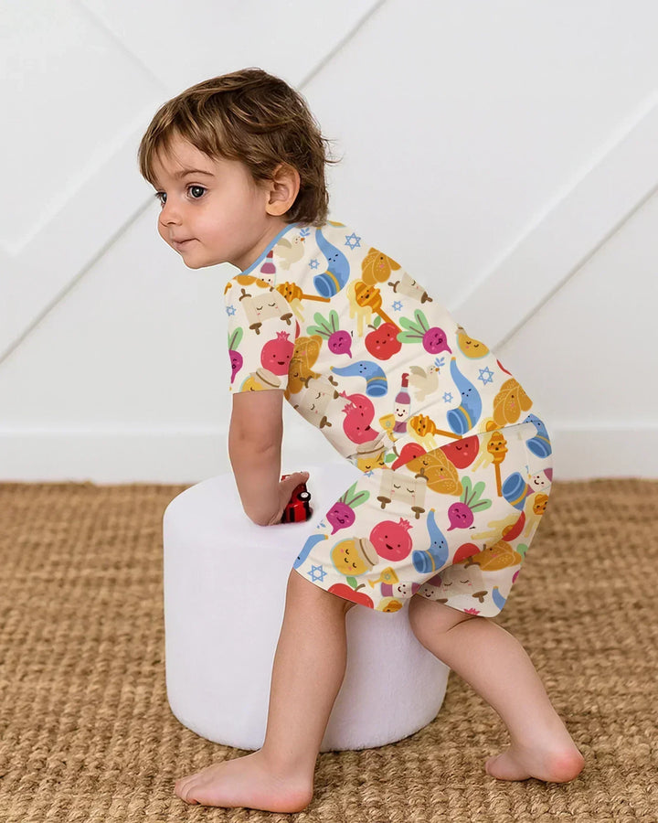 Template Zweiteiliges Pyjama-Set mit kurzen Ärmeln und Shorts