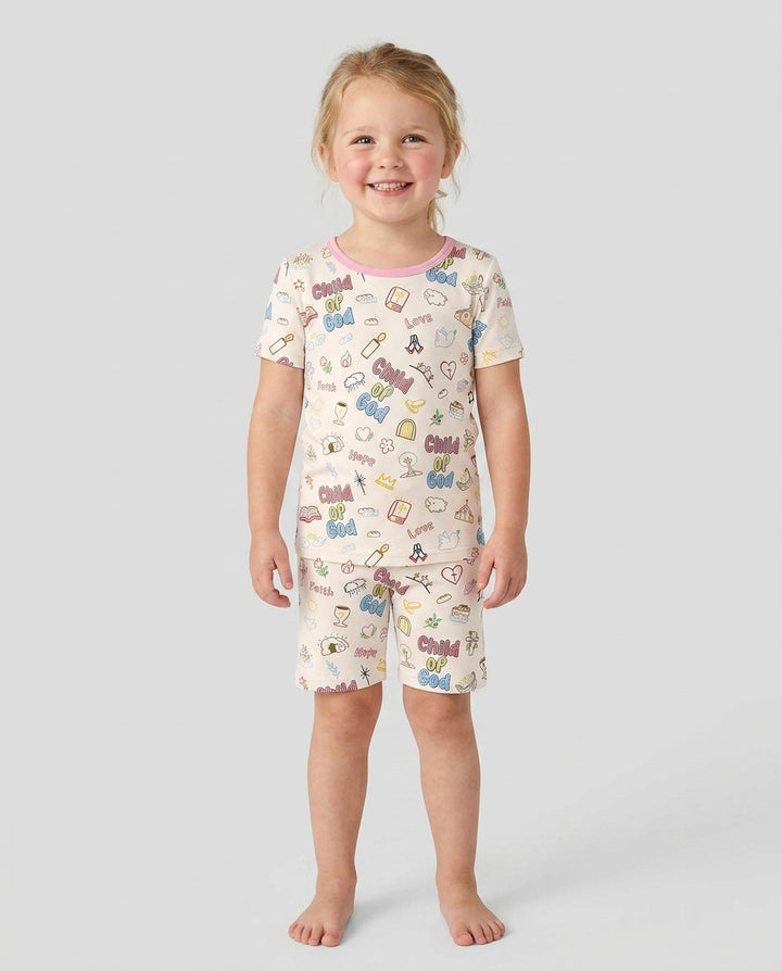 Template Zweiteiliges Pyjama-Set mit kurzen Ärmeln und Shorts