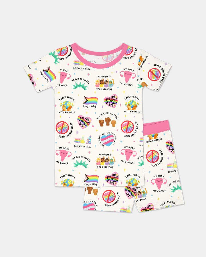 Template Zweiteiliges Pyjama-Set mit kurzen Ärmeln und Shorts