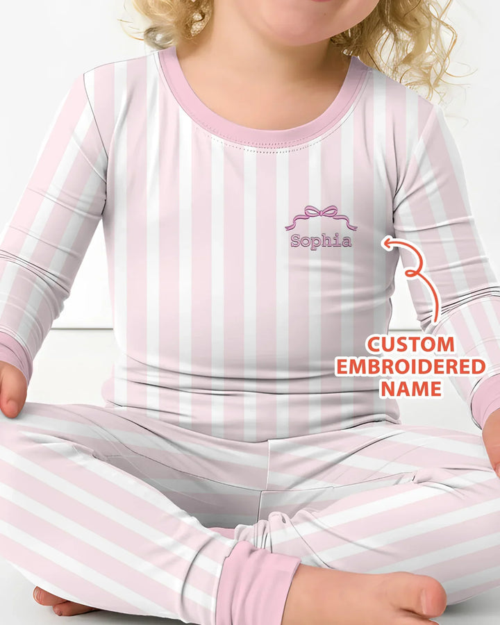 Pijama de dos piezas de bambú rosa con rayas bordado personalizado de manga larga para bebé