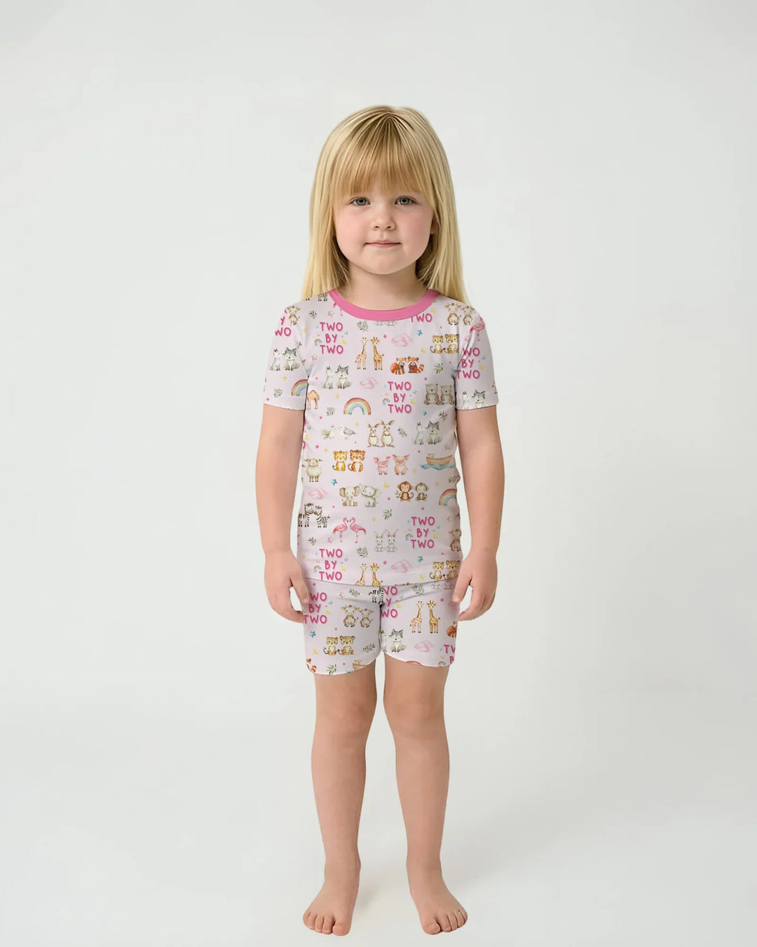 Template Zweiteiliges Pyjama-Set mit kurzen Ärmeln und Shorts