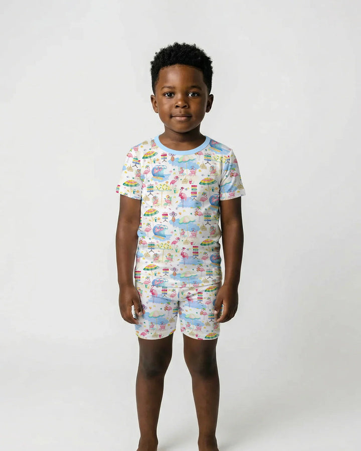 Template Zweiteiliges Pyjama-Set mit kurzen Ärmeln und Shorts