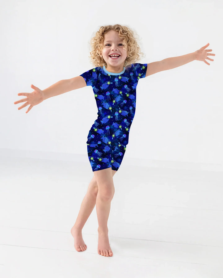 Happy Glow Fish Bamboo Two Piece Short Sleeve Shorts Pajama Set