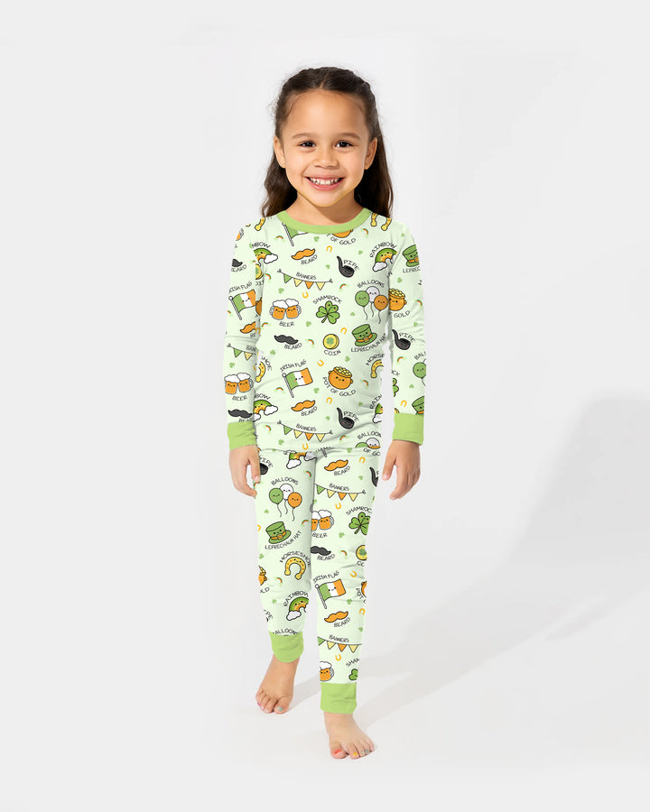 Zweiteiliges Langarm-Pyjama-Set mit Sommerfrüchten