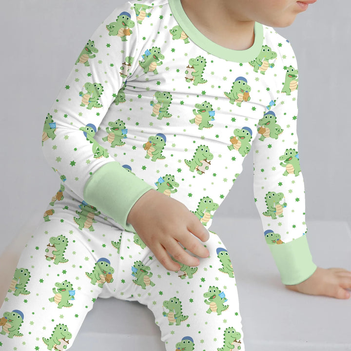 Zweiteiliges Langarm-Pyjama-Set mit Sommerfrüchten