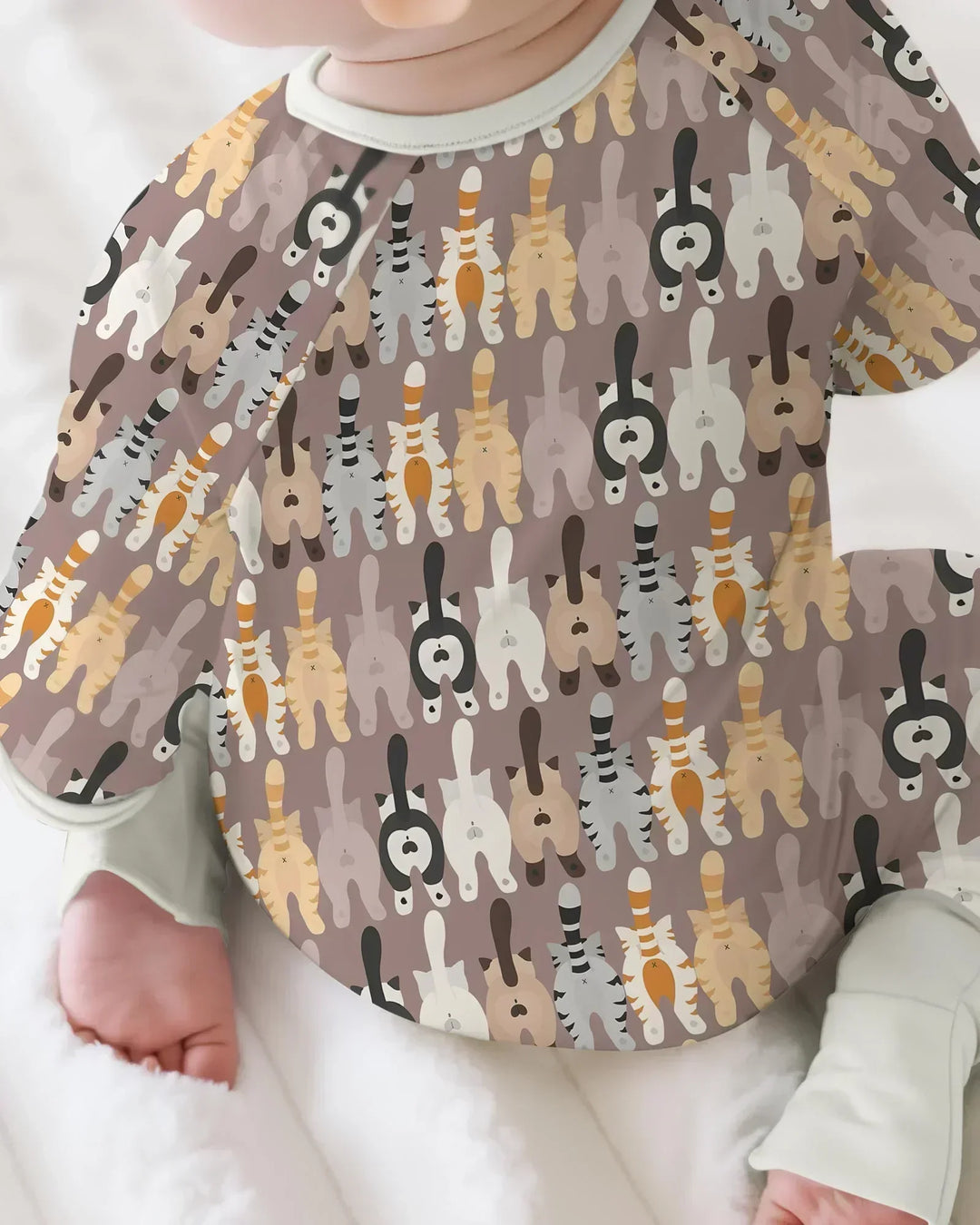 Cheeky Tails Convertible Zippy