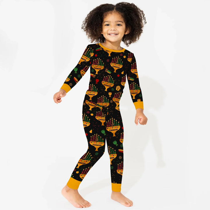 Zweiteiliges Langarm-Pyjama-Set mit Sommerfrüchten