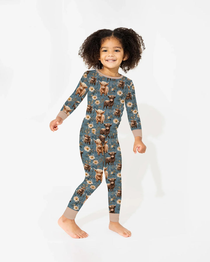 Zweiteiliges Langarm-Pyjama-Set mit Sommerfrüchten