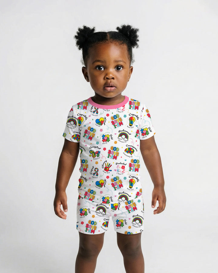 Template Zweiteiliges Pyjama-Set mit kurzen Ärmeln und Shorts
