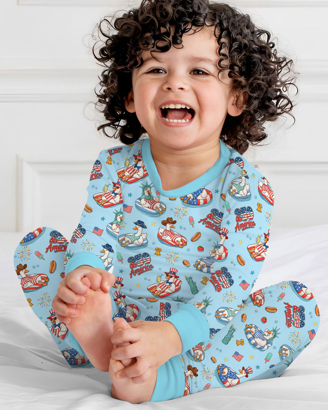 Zweiteiliges Langarm-Pyjama-Set mit Sommerfrüchten