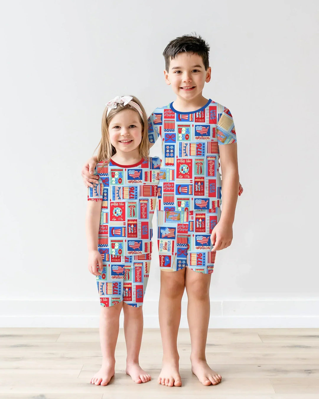 Template Zweiteiliges Pyjama-Set mit kurzen Ärmeln und Shorts