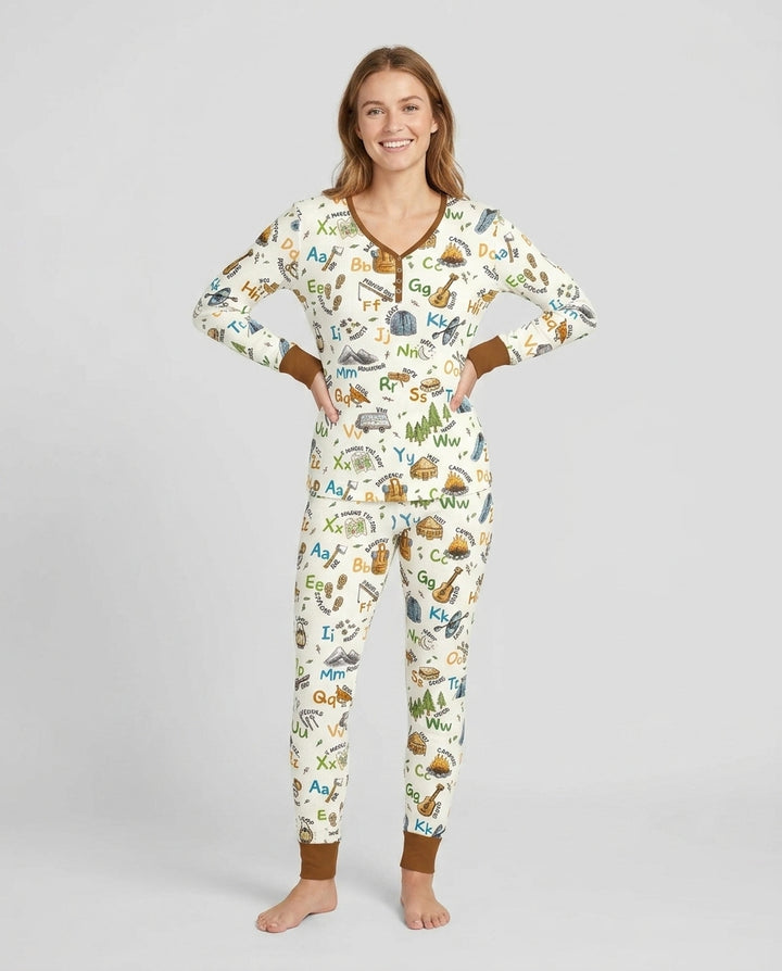 Plantilla de conjunto de pijama de mujer de bambú