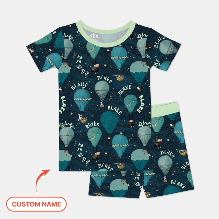 Zweiteiliges Pyjama-Set mit kurzen Ärmeln und Shorts im Sommer-Design