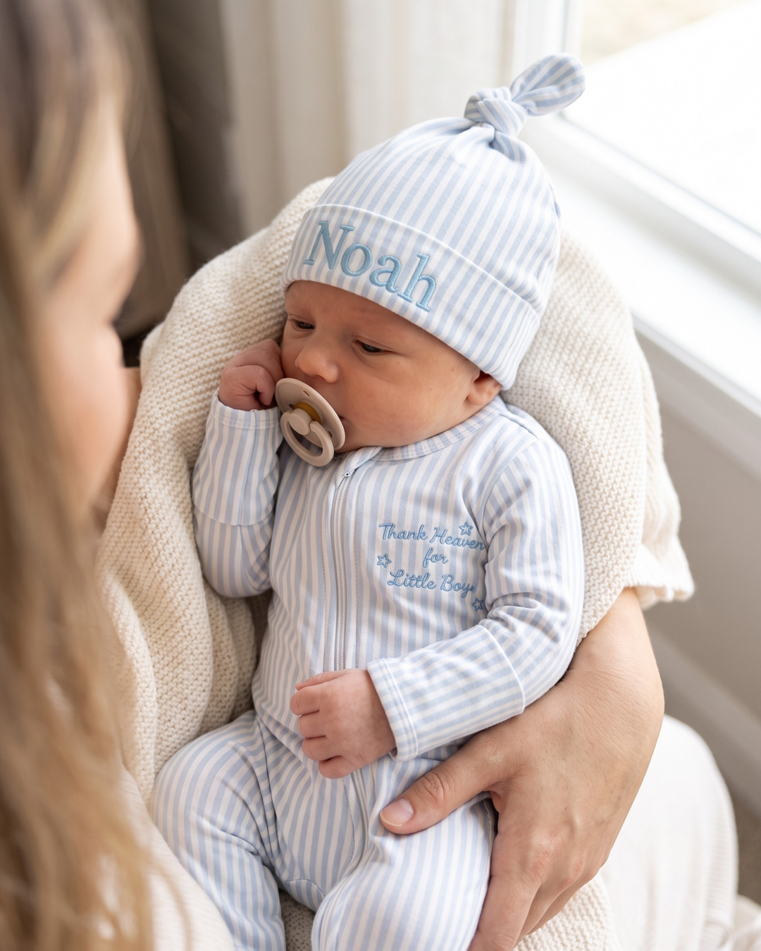 Gerippte Babykleidung mit individuellem Foto - Weich &amp; Skizzenhaft