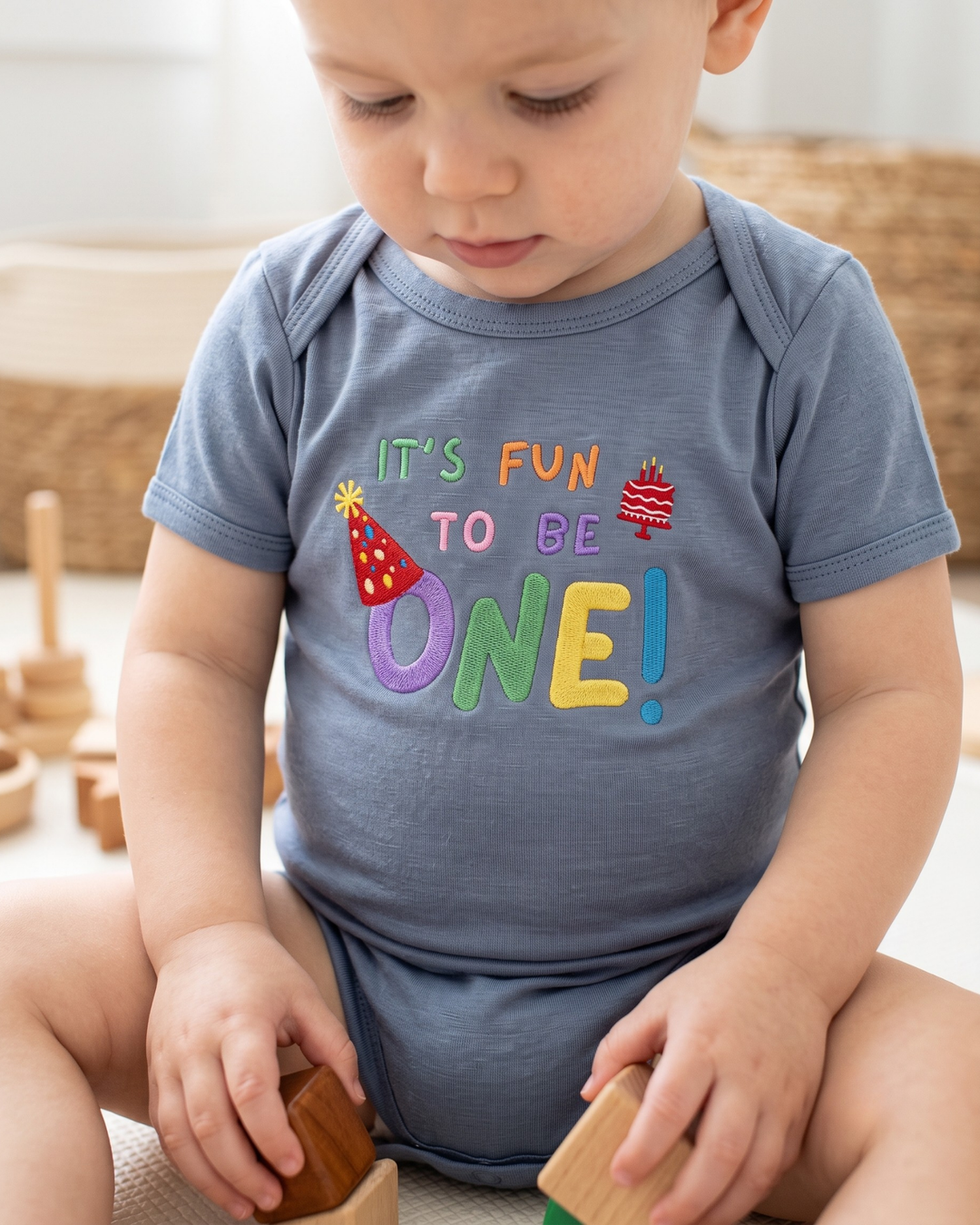Gerippte Babykleidung mit individuellem Foto - Weich &amp; Skizzenhaft
