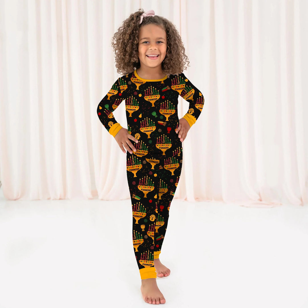 Zweiteiliges Langarm-Pyjama-Set mit Sommerfrüchten