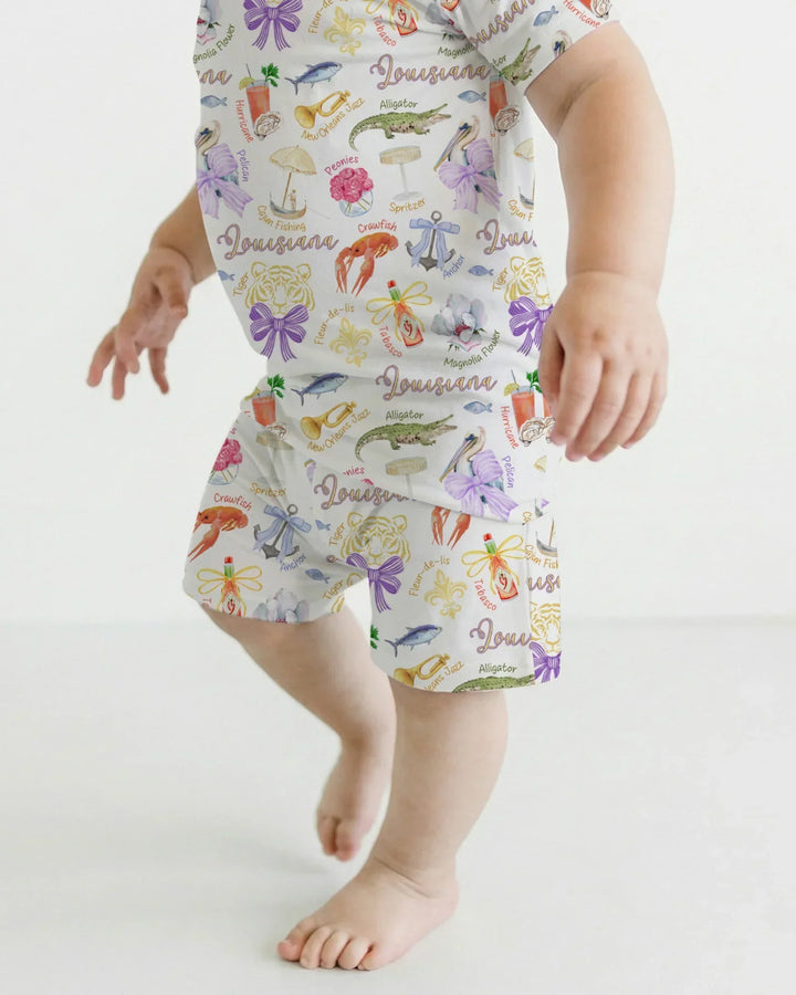Template Zweiteiliges Pyjama-Set mit kurzen Ärmeln und Shorts