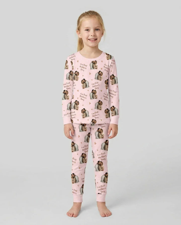 Pijama de dos piezas de bambú con foto personalizada "Our First as Parents" de manga larga