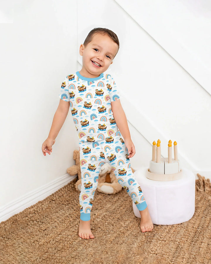 Pijama de dos piezas de manga corta "El Arca de Noé y la Promesa del Arco Iris de Dios"