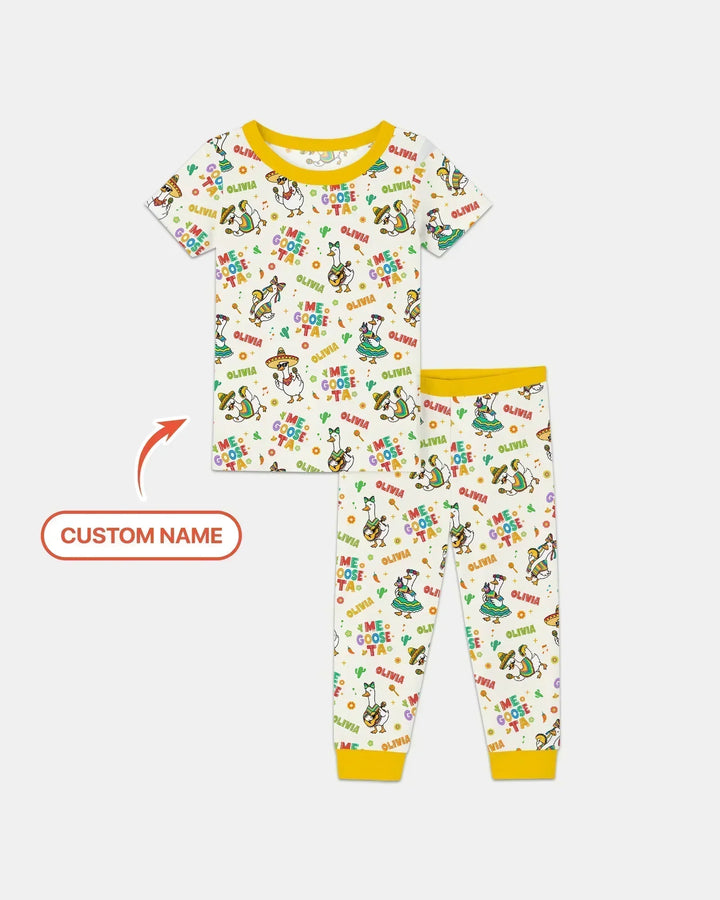 Conjunto de pijama de dos piezas de manga corta de bambú personalizable "Me Goose-ta"