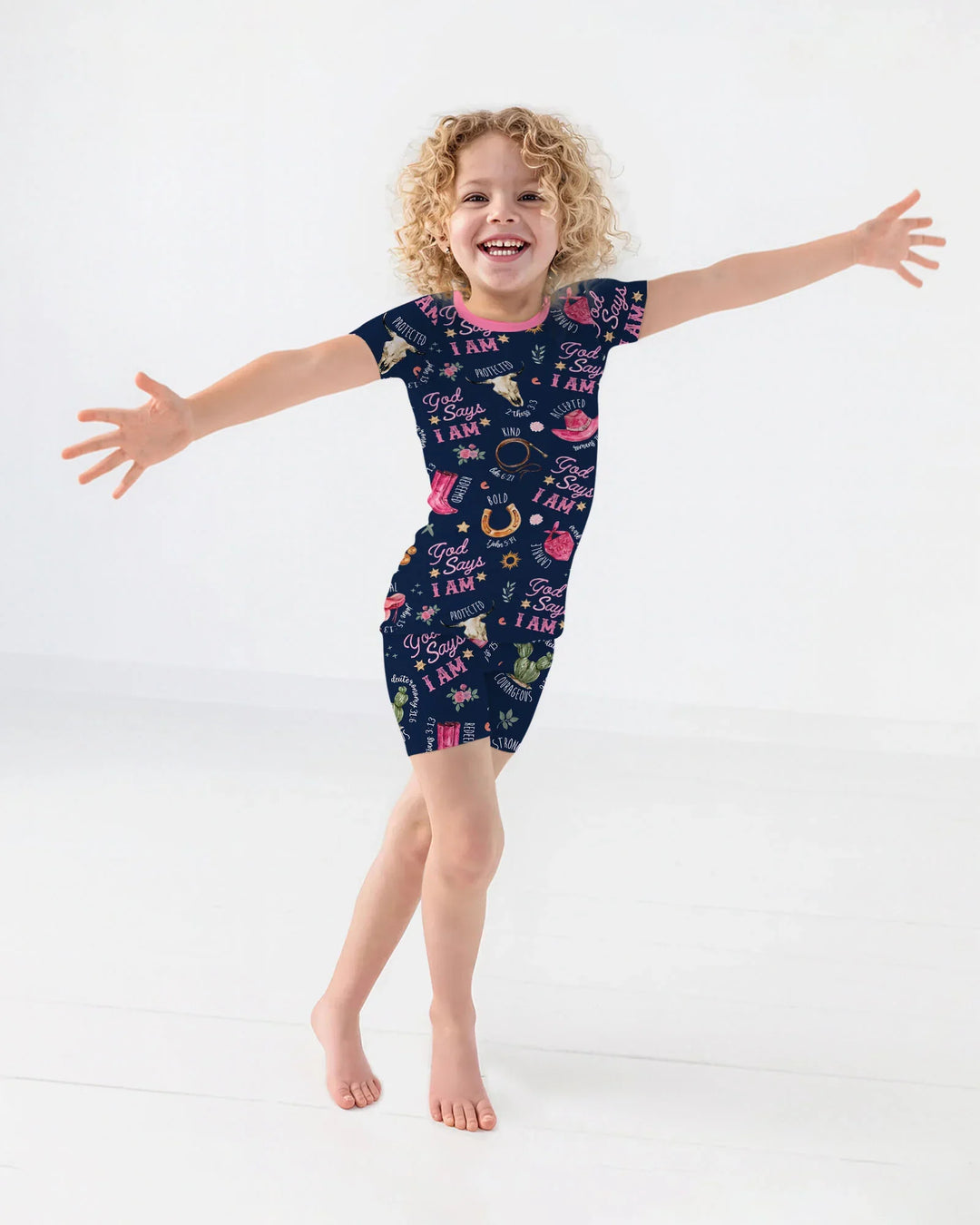 Template Zweiteiliges Pyjama-Set mit kurzen Ärmeln und Shorts